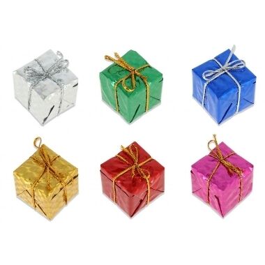 Eglītes rotājumi krāsainas dāvaniņas 3x3 cm, 12 gab.